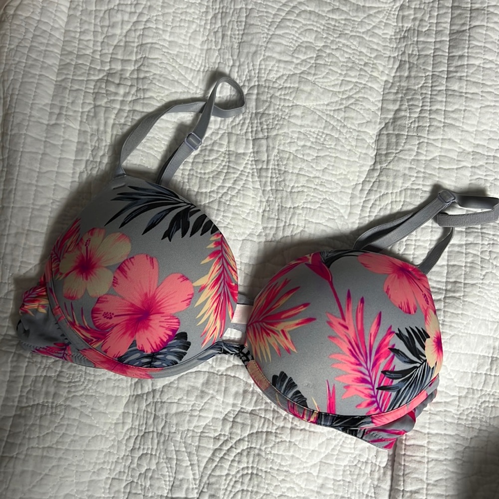 PINK bra